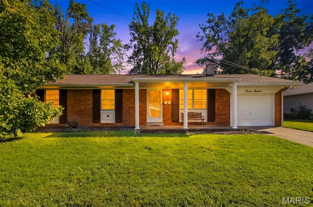 716 W Van Buren ST, Millstadt, IL 62260