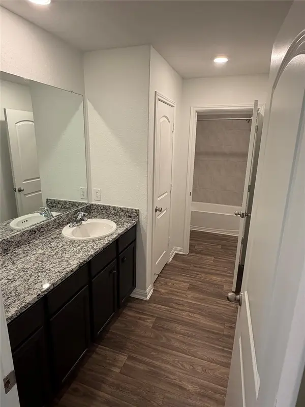 18401 Quiet Range DR, Elgin, TX 78621