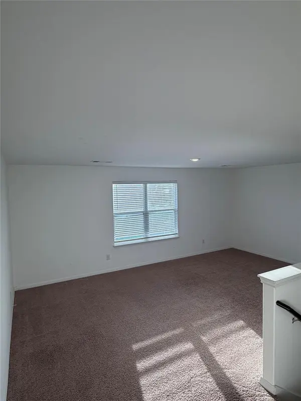 18401 Quiet Range DR, Elgin, TX 78621