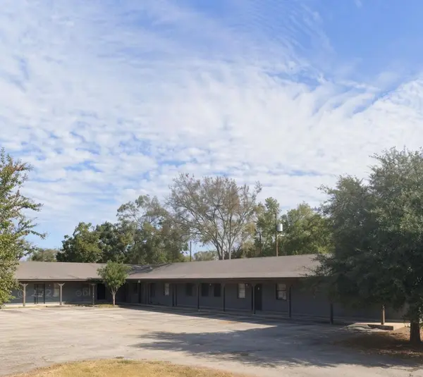908 Emile ST #10, Bastrop, TX 78602