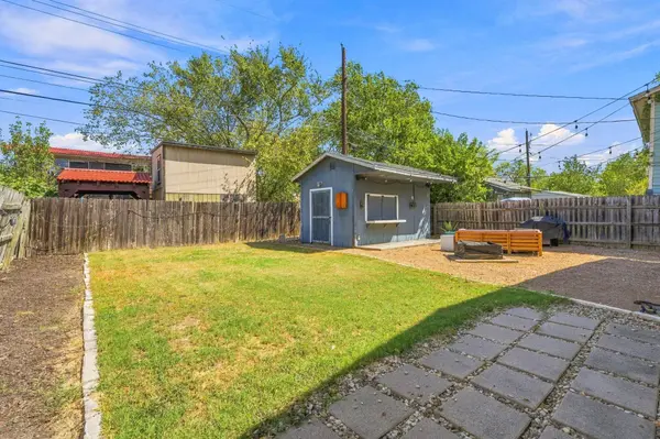 6612 Cruz ST, Austin, TX 78741
