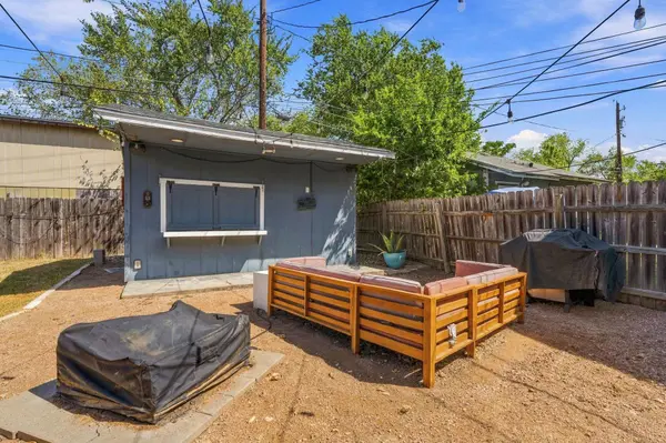 6612 Cruz ST, Austin, TX 78741