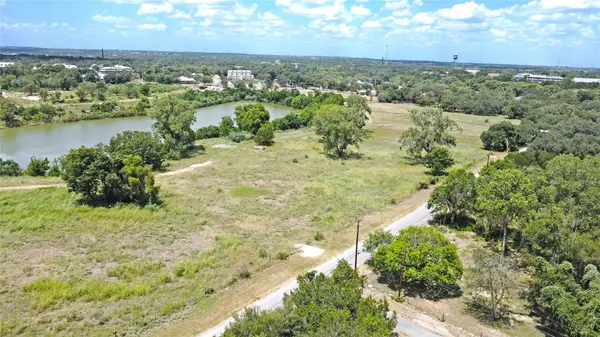 1249 SLEEPY HOLLOW LN LN, New Braunfels, TX 78130