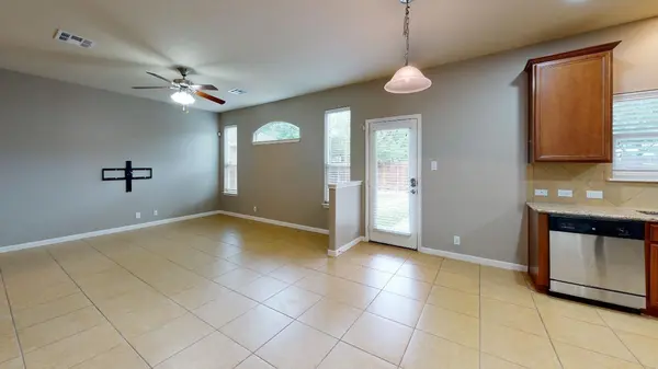 8516 Inca Dove DR, Austin, TX 78729