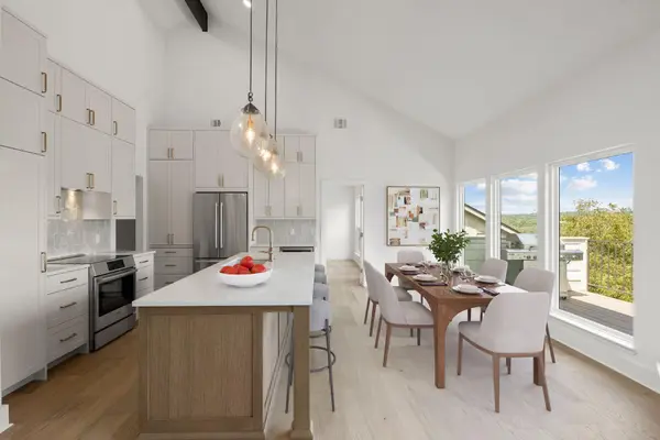 1520 Ben Crenshaw WAY #219, Austin, TX 78746