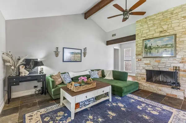 10504 Wagon Gap DR, Austin, TX 78750