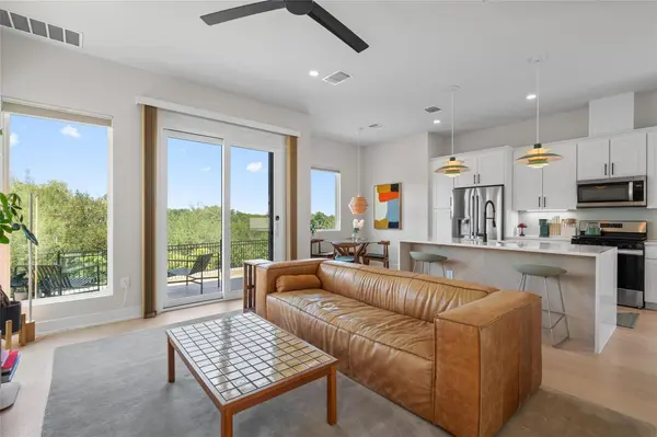 2720 Bristol DR #2, Austin, TX 78723
