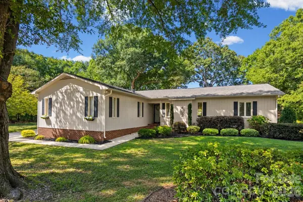 1647 Nottingham CT, Rock Hill, SC 29732