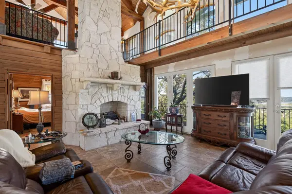 6401 Muleshoe Bend Trail LN, Marble Falls, TX 78654