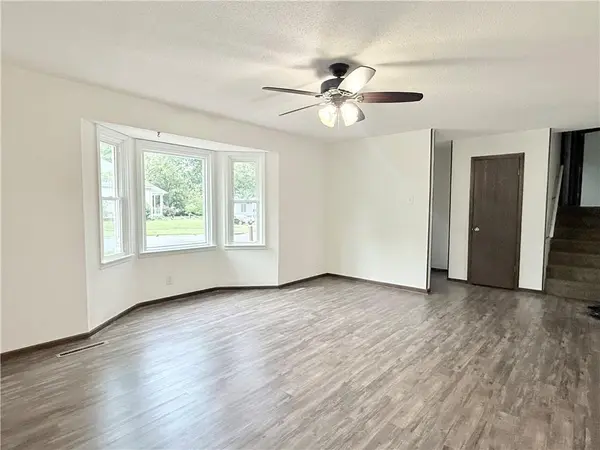 920 S New York AVE, Sedalia, MO 65301