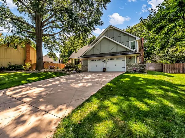 10804 Horton ST, Overland Park, KS 66211