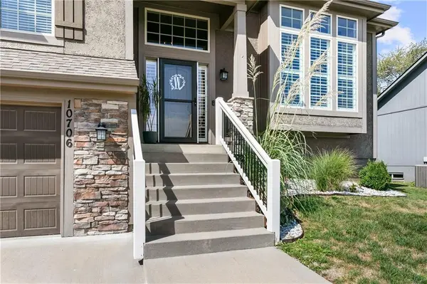 10706 N Tracy AVE, Kansas City, MO 64155