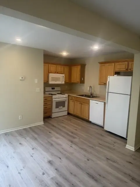 18506 E 3rd Street CT, Independence, MO 64056