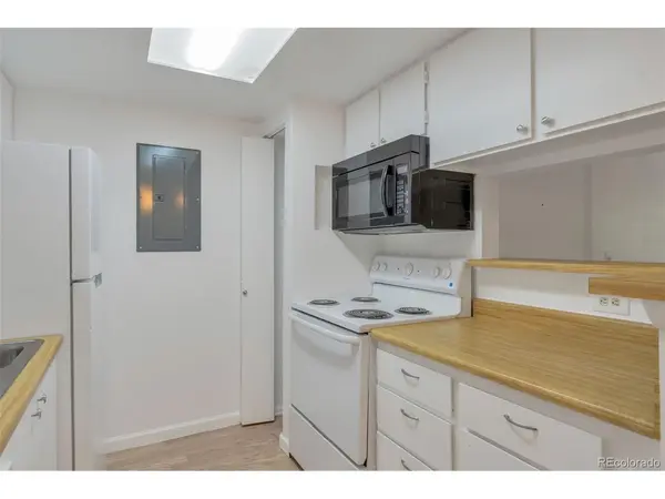 1873 S Pitkin #8-B, Aurora, CO 80017