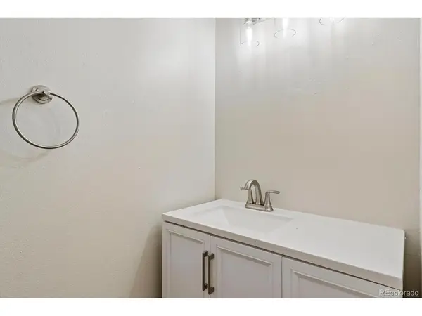 6246 E Hinsdale, Centennial, CO 80112