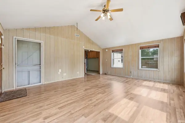 3720 Chestnut ST, Fort Wayne, IN 46803-2804