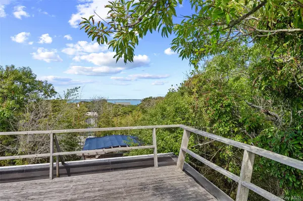 480 Tarpon WALK, Fire Island Pines, NY 11782