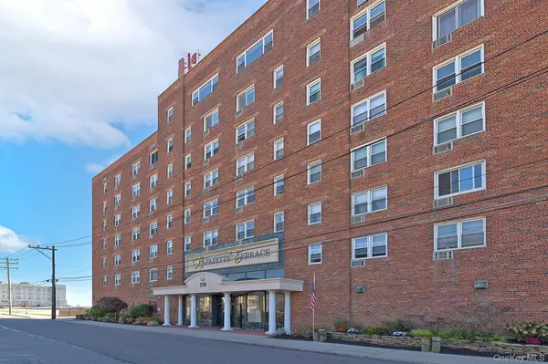 370 W Broadway #1A, Long Beach, NY 11561