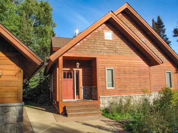 234 10th Ave W, Grand Marais, MN 55604