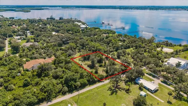 133 COCONUT ST, Port Charlotte, FL 33980
