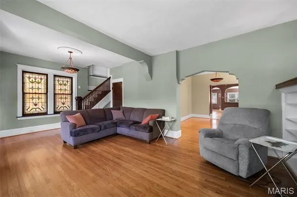 5347 Devonshire AVE, St Louis, MO 63109