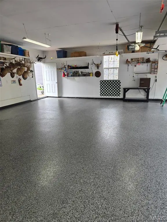 264 Saint Louis Inn RD, St Clair, MO 63077