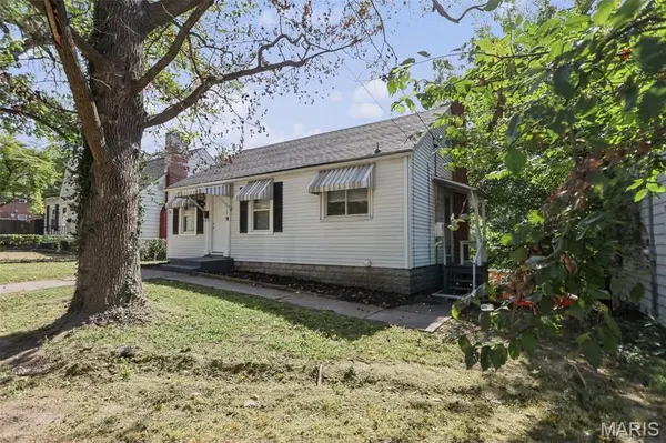 2131 Brown ST, Alton, IL 62002
