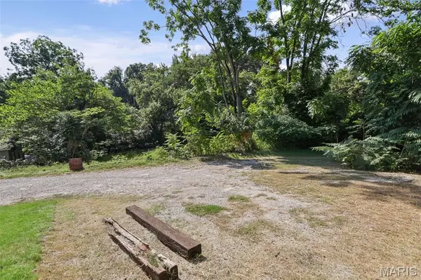 2131 Brown ST, Alton, IL 62002