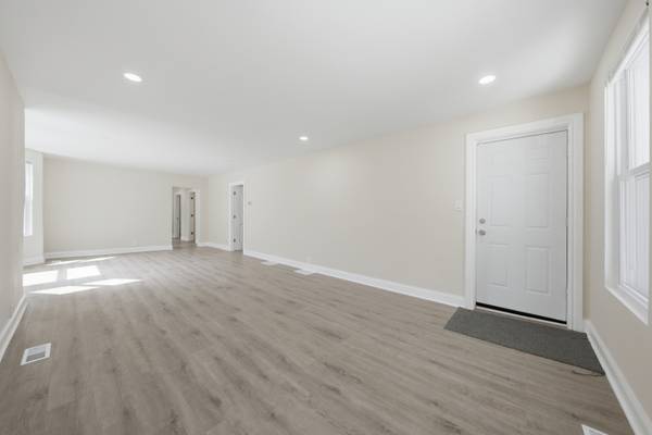 10730 S Wentworth AVE, Chicago, IL 60628