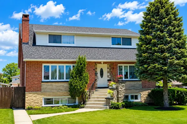 4824 S Lotus AVE #2, Chicago, IL 60638