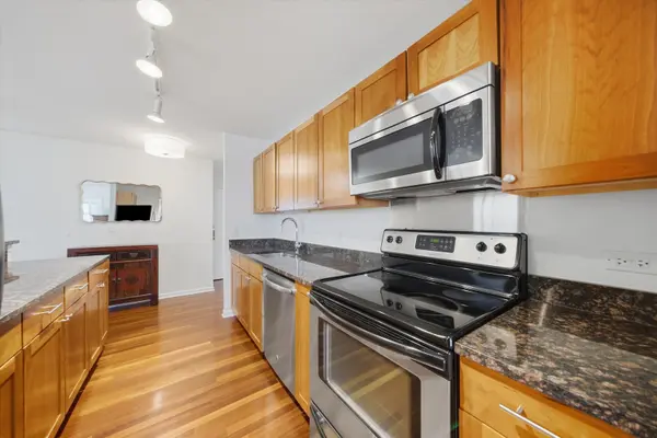 222 E Pearson ST #1901, Chicago, IL 60611