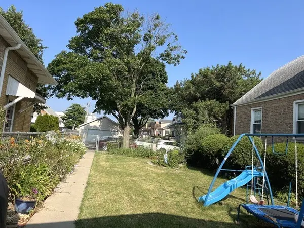 3006 N Natoma AVE, Chicago, IL 60634