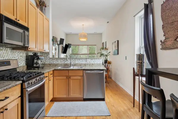 2607 N Hamlin AVE #3, Chicago, IL 60647