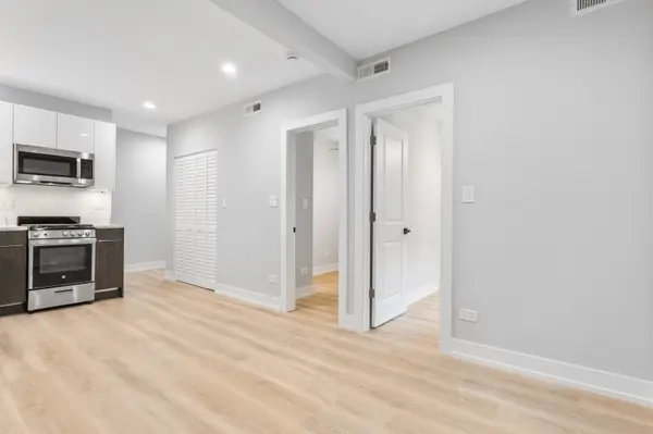 1554 W Juneway TER #3i, Chicago, IL 60626