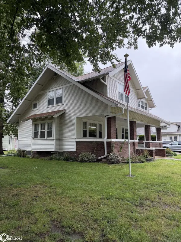 502 5Th ST, Humboldt, IA 50548