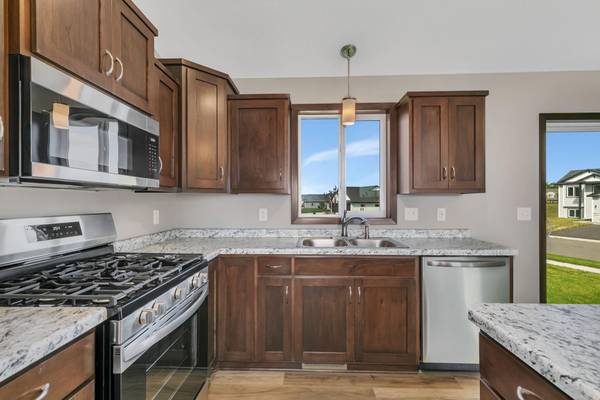108 Cedar ST SE, Kimball, MN 55353