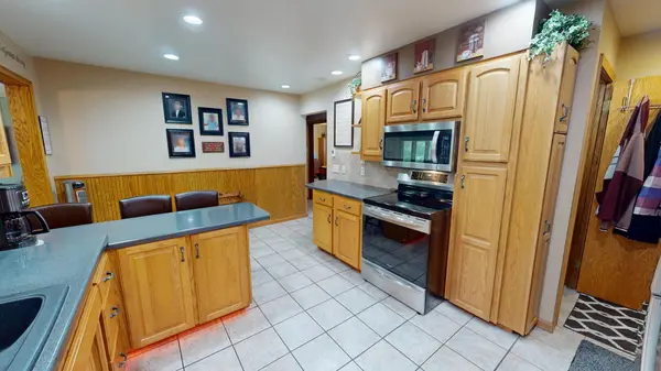 1112 Bridge AVE, Albert Lea, MN 56007