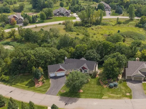 1784 86th CT E, Inver Grove Heights, MN 55077