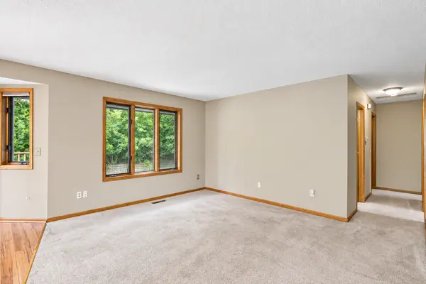 8026 173rd ST W, Lakeville, MN 55044