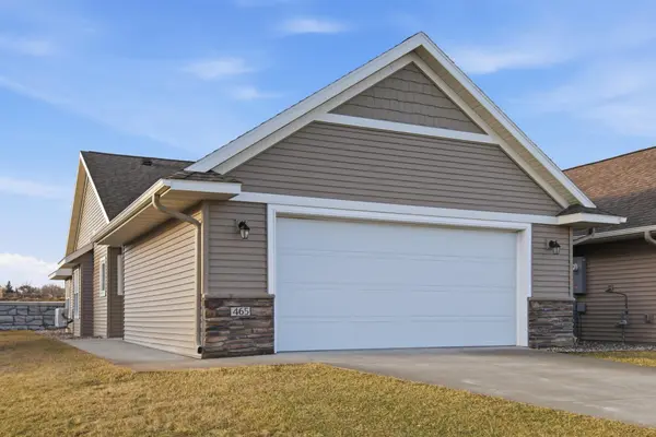 465 Meadowview CT, Paynesville, MN 56362