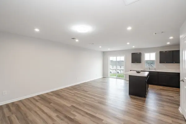 404 Deer Meadow Ln, Lebanon, TN 37090