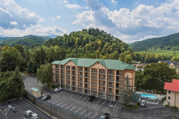 120 Bon Air Dr #2042, Gatlinburg, TN 37738
