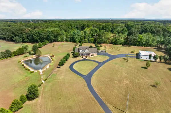 346 Parkway Rd, Tullahoma, TN 37388