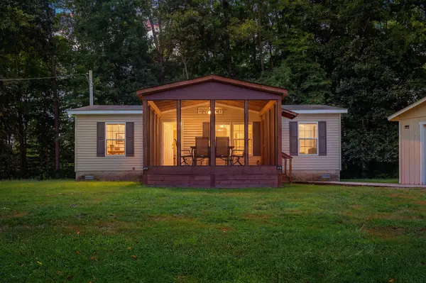 552 Beaver Ln, Gainesboro, TN 38562