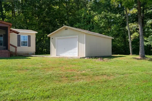 552 Beaver Ln, Gainesboro, TN 38562