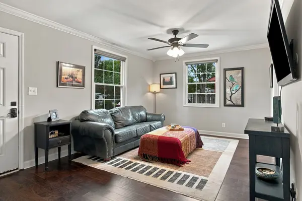 102 Desoto Dr, Nashville, TN 37210