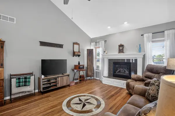 1601 E Fallbrook, Park City, KS 67147
