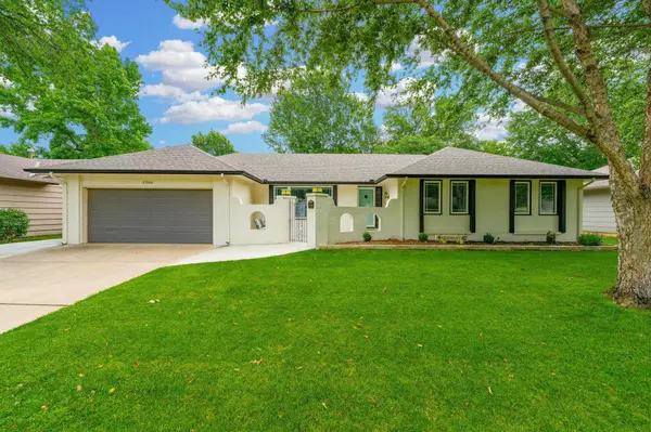 1366 N Caddy Ln, Wichita, KS 67212