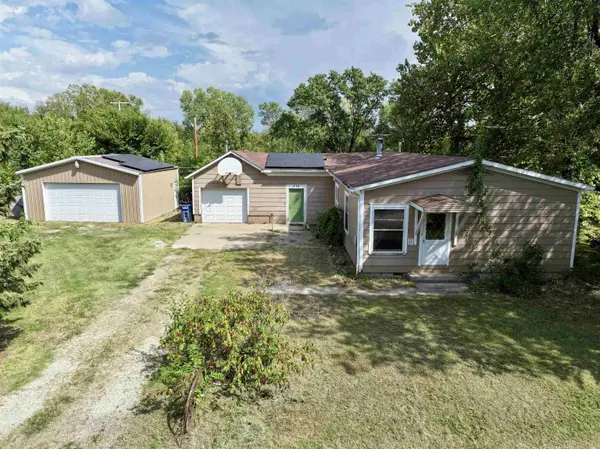 310 S Sturges Ave, Potwin, KS 67123