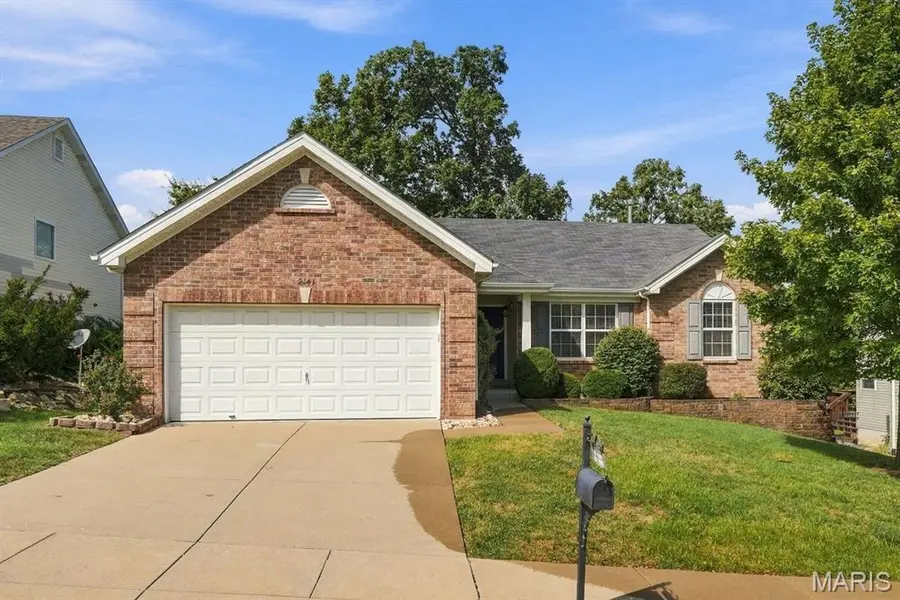 2141 Quarter Horse Crossing, High Ridge, MO 63049